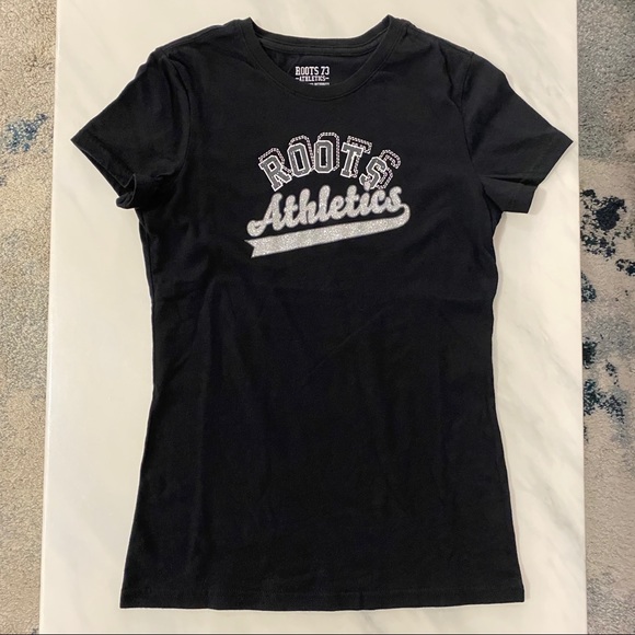 Roots Tops - 🛍3/$35🛍 Roots T-shirt with Glitter Writing